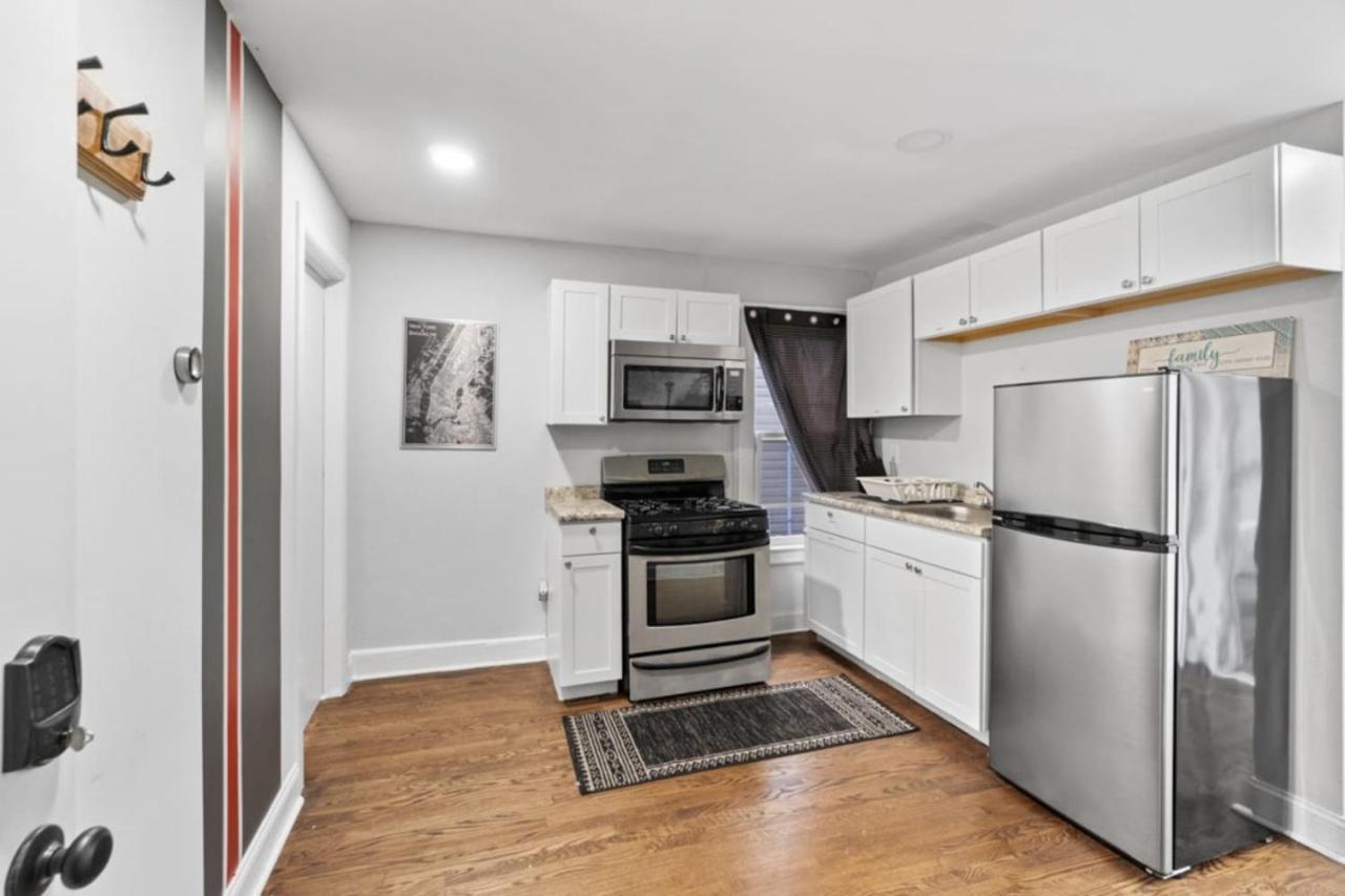 Casa vacanze The Whimsical Estate Sleeps 16plus 20m To Nyc Free Parking